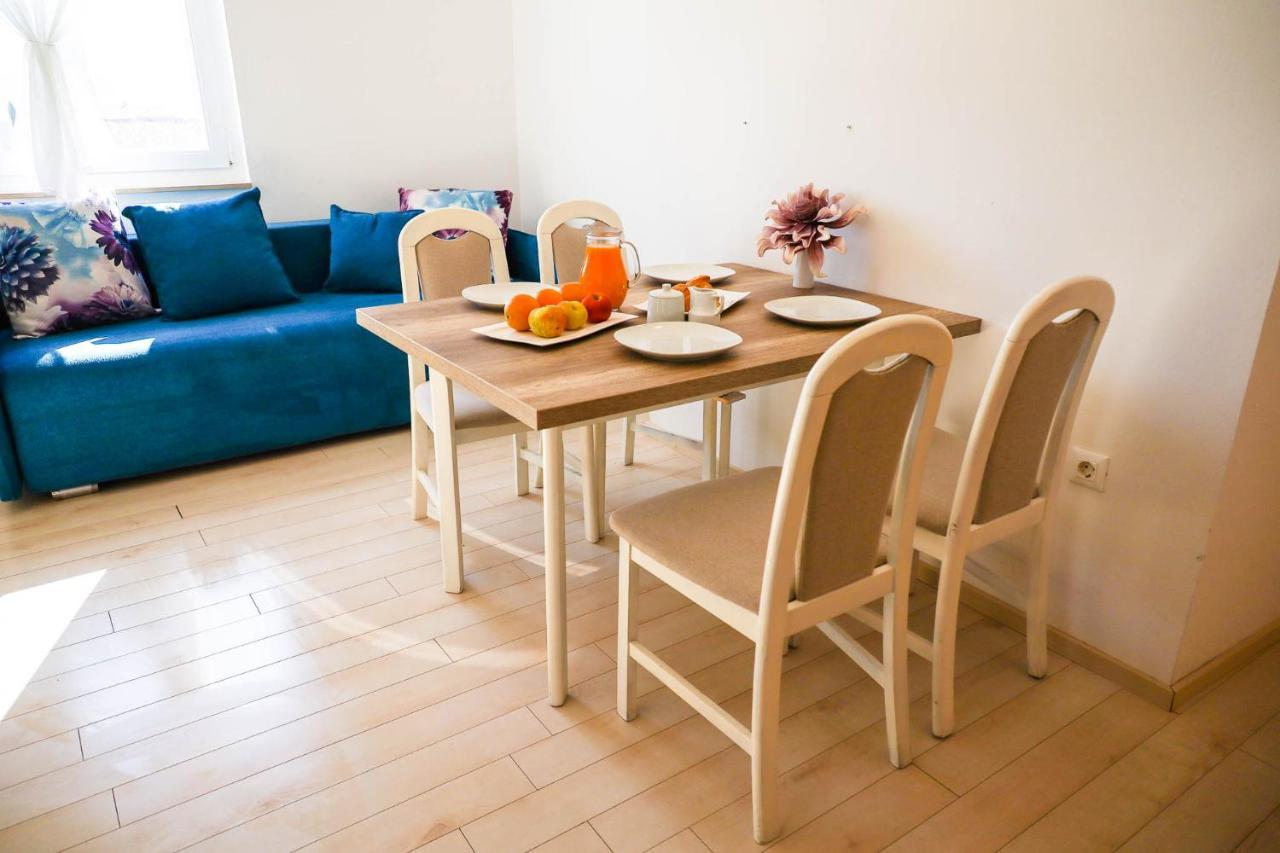 The Florens Residence Near The Beach With The Pool, Bbq And Kids Playground, Zadar Diklo Eksteriør bilde