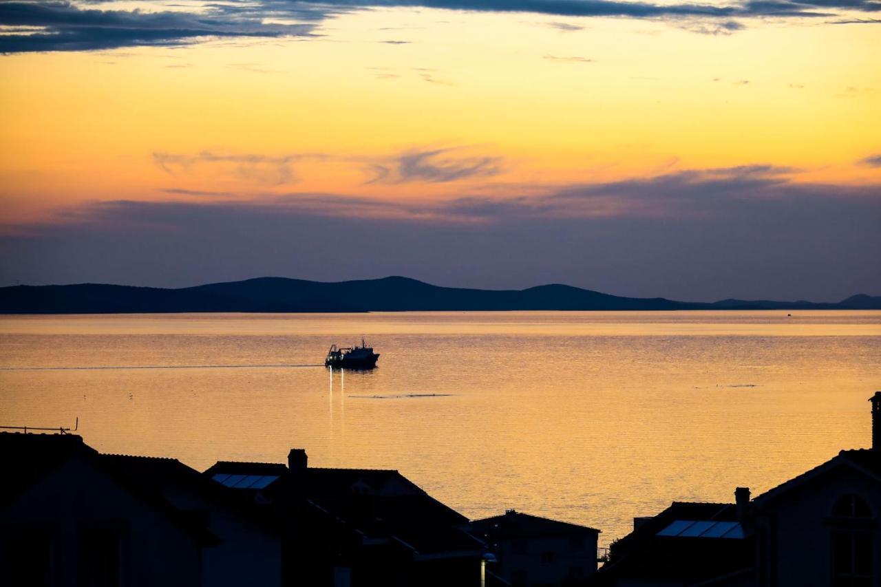 The Florens Residence Near The Beach With The Pool, Bbq And Kids Playground, Zadar Diklo Eksteriør bilde