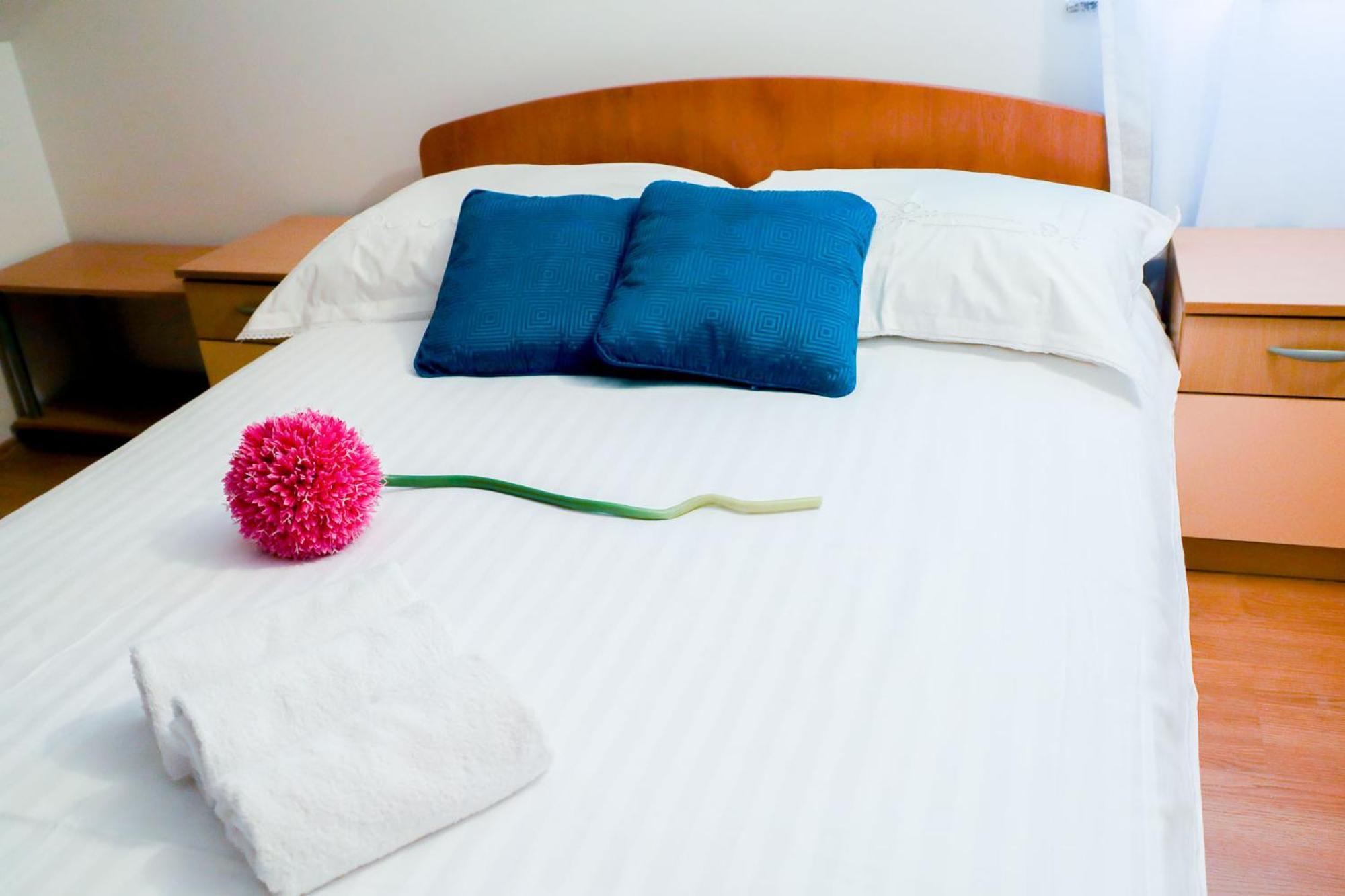The Florens Residence Near The Beach With The Pool, Bbq And Kids Playground, Zadar Diklo Rom bilde