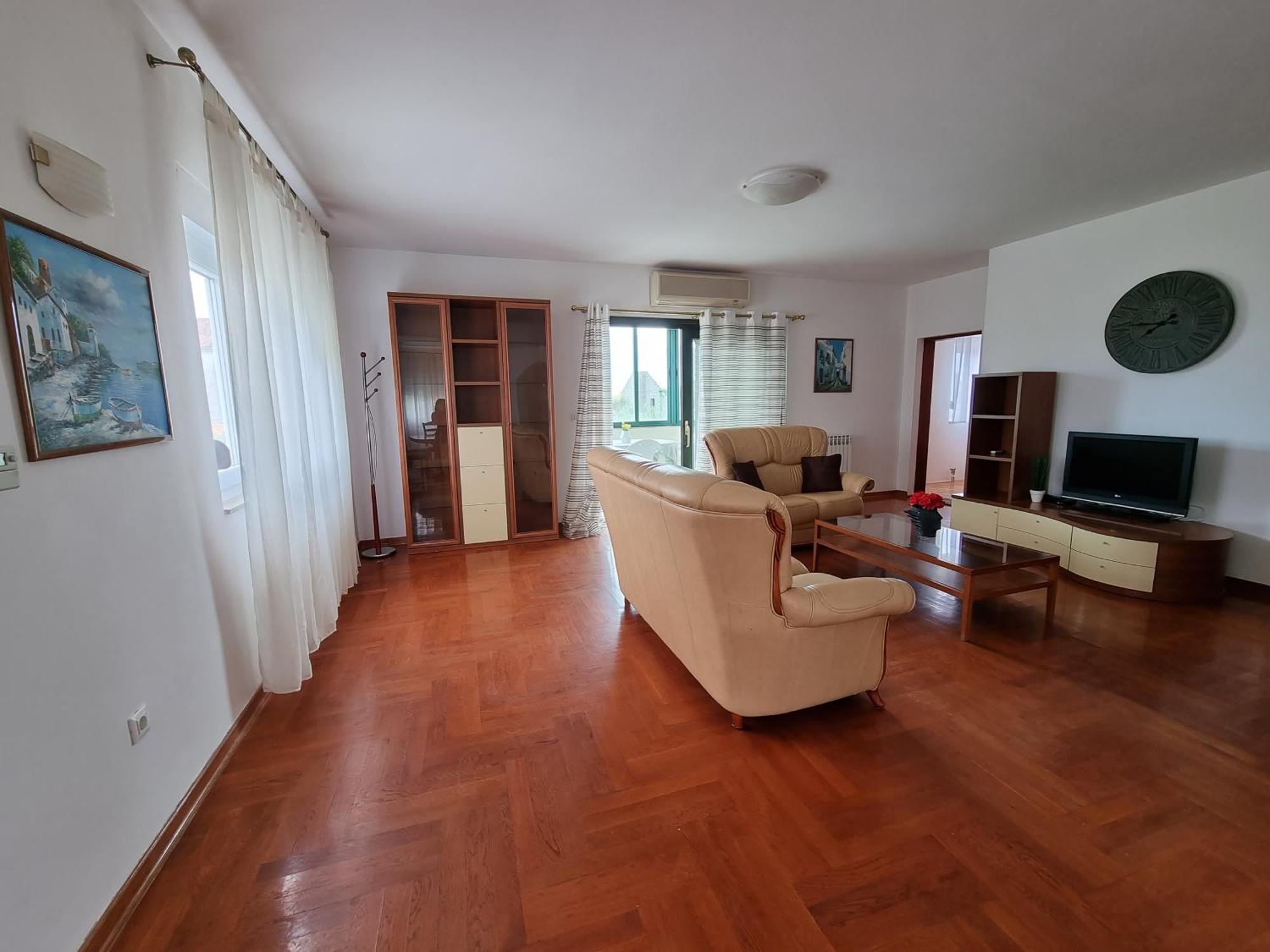 The Florens Residence Near The Beach With The Pool, Bbq And Kids Playground, Zadar Diklo Rom bilde